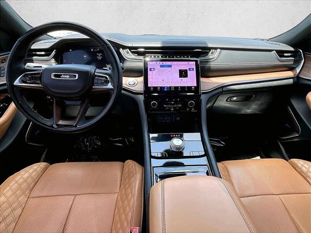 Used 2022 Jeep Grand Cherokee Summit RWD image 16