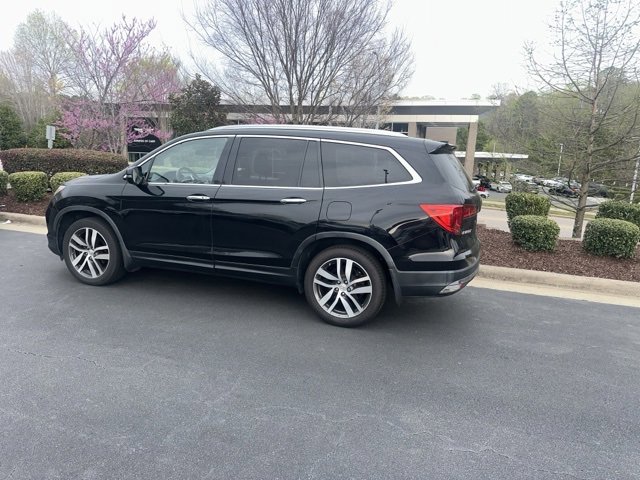 Used 2016 Honda Pilot Touring image 4