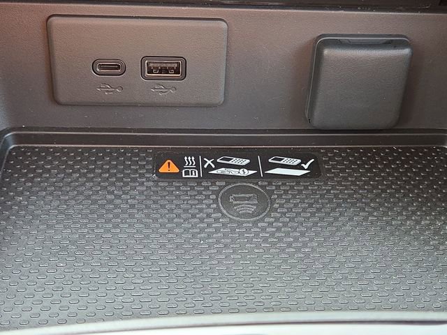 New 2025 Buick Envision Sport Touring image 38