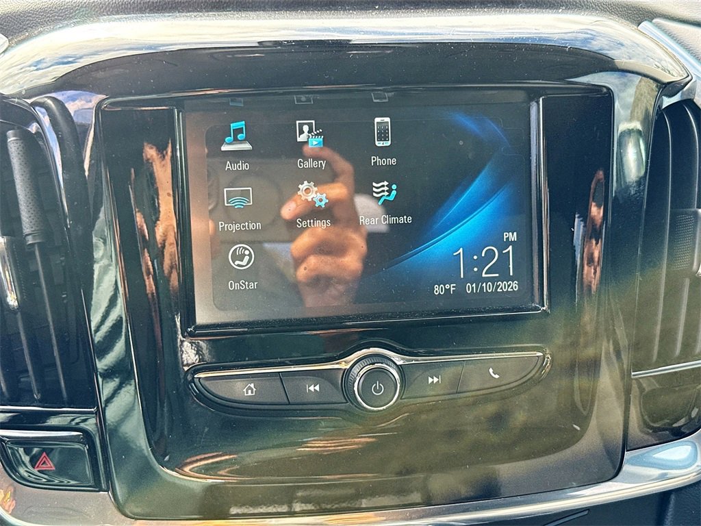 Used 2018 Chevrolet Traverse LT image 14