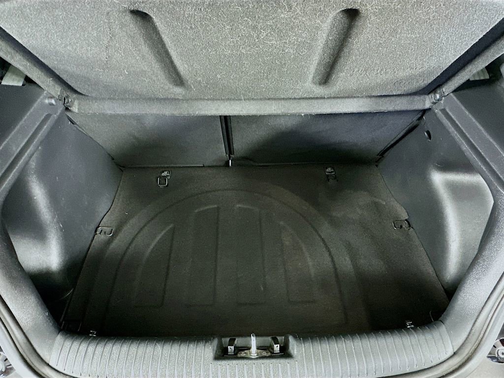 Used 2012 Hyundai Veloster image 29