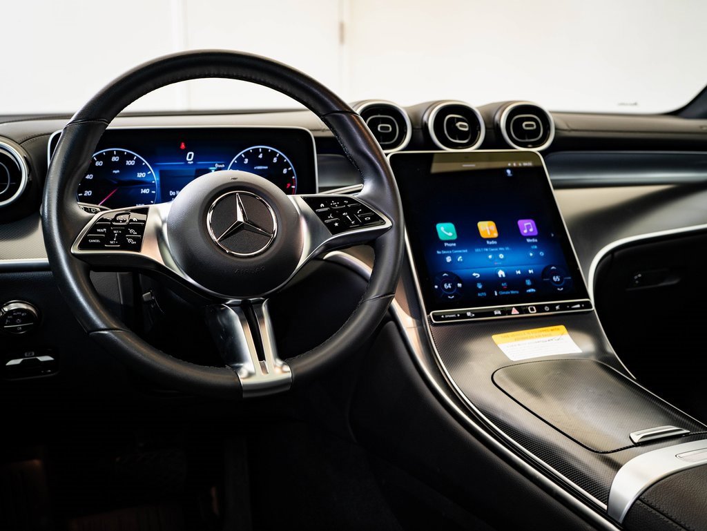 Certified 2025 Mercedes-Benz GLC 300 GLC 300 image 4