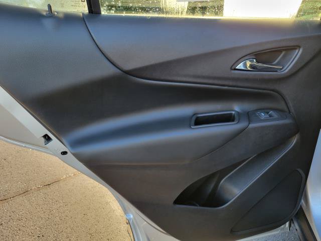 Used 2020 Chevrolet Equinox LT w/ Driver Convenience Package FWD image 29