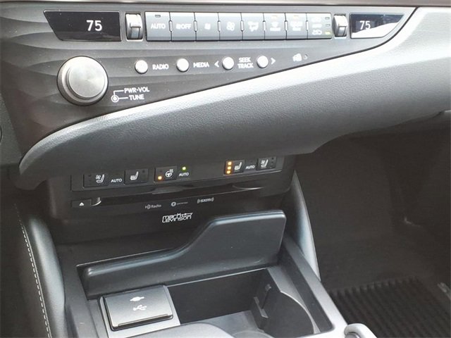 Used 2021 Lexus ES 350 F Sport image 21