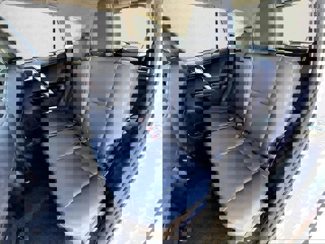 Used 2018 Toyota RAV4 Limited image 26