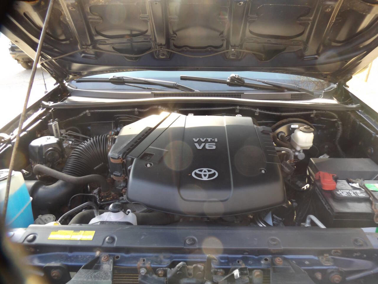 Used 2013 Toyota Tacoma 4x4 Access Cab V6 w/ SR5 Pkg image 11