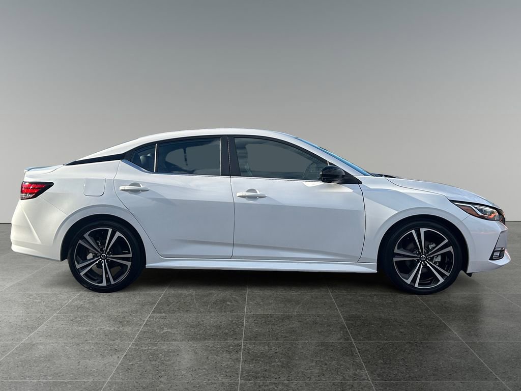 Used 2023 Nissan Sentra SR w/ SR Premium Package image 8