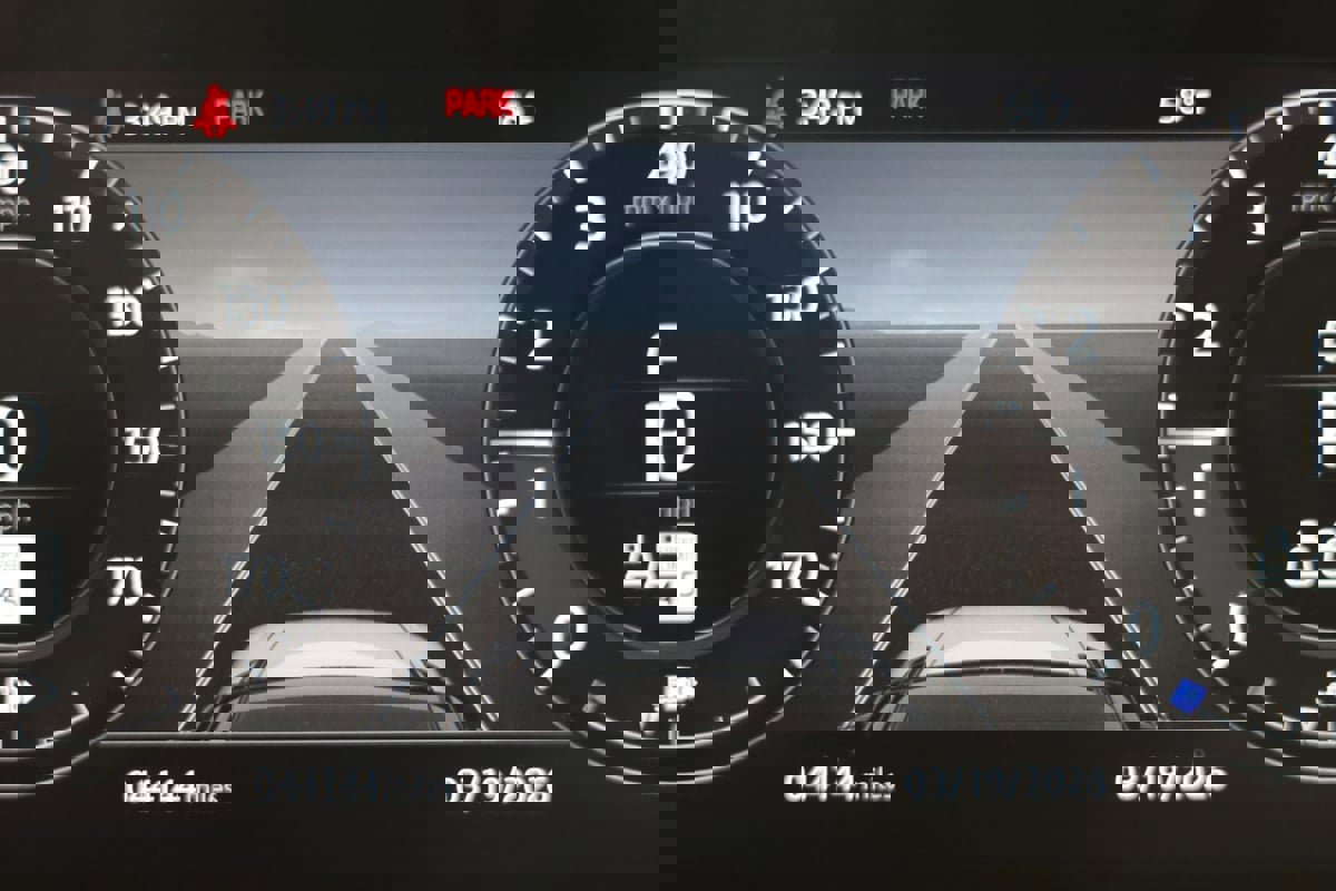 Used 2022 Land Rover Range Rover Sport HSE Dynamic image 12