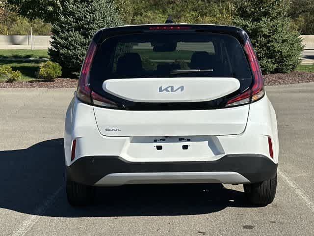 Used 2025 Kia Soul LX w/ LX Technology Package FWD image 4