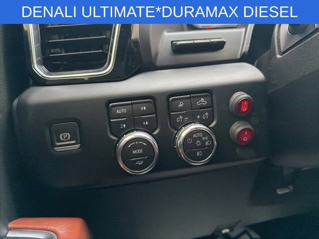 Used 2024 GMC Sierra 3500 Denali Ultimate image 40