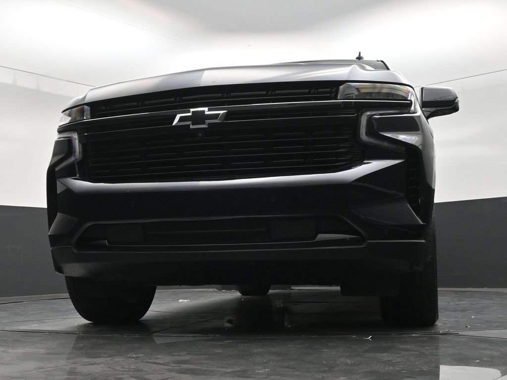 Used 2024 Chevrolet Suburban RST w/ Luxury Package RWD image 27