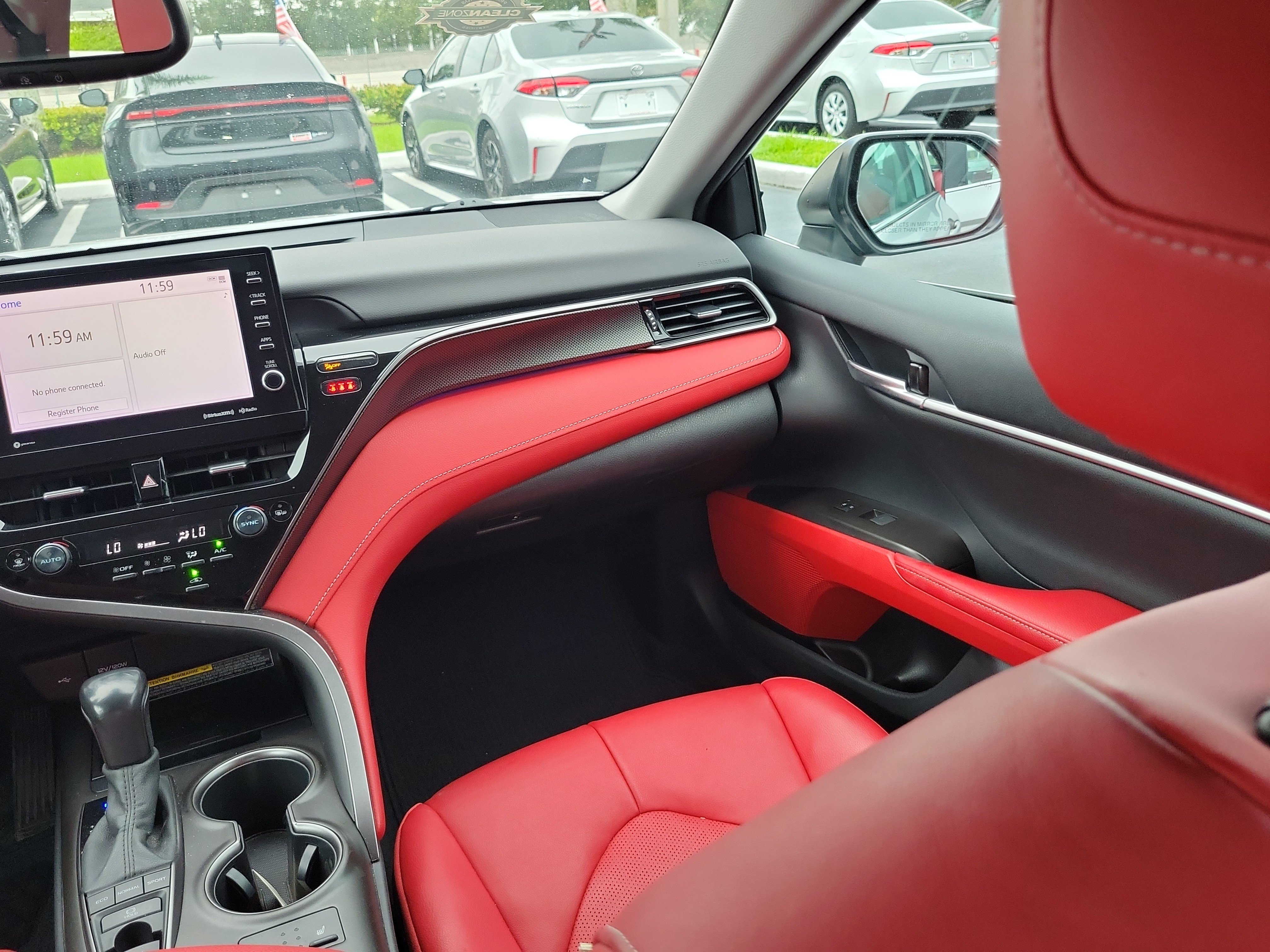 Used 2021 Toyota Camry XSE FWD image 17