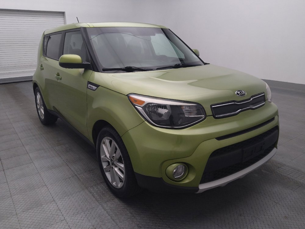 Used 2017 Kia Soul + image 13
