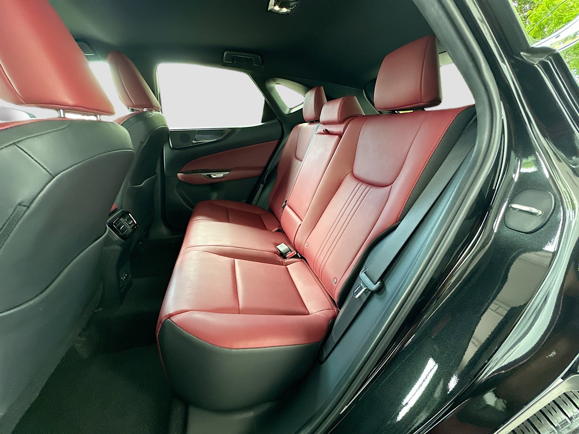 Used 2025 Lexus NX 250 FWD w/ Accessory Package (P2) image 23