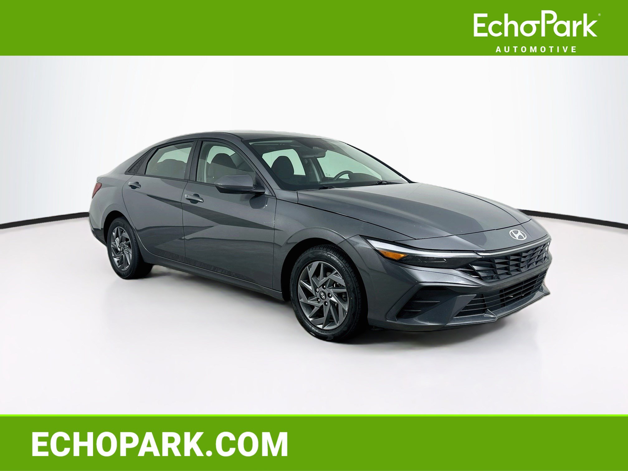 Used 2024 Hyundai Elantra SEL FWD image 1