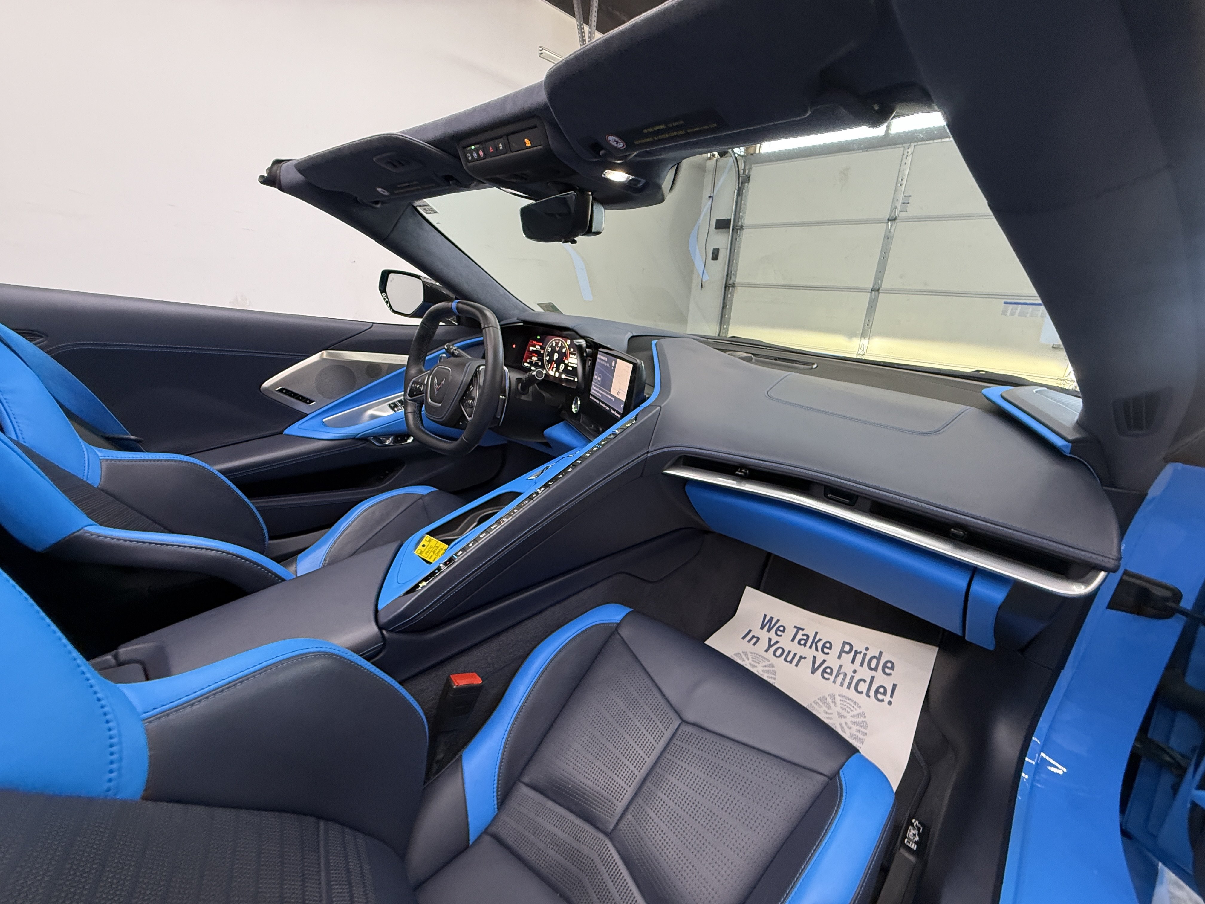 Used 2023 Chevrolet Corvette Stingray Premium Conv w/ 3LT RWD image 25
