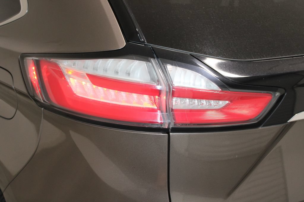 Used 2019 Ford Edge SEL w/ Equipment Group 201A FWD image 56