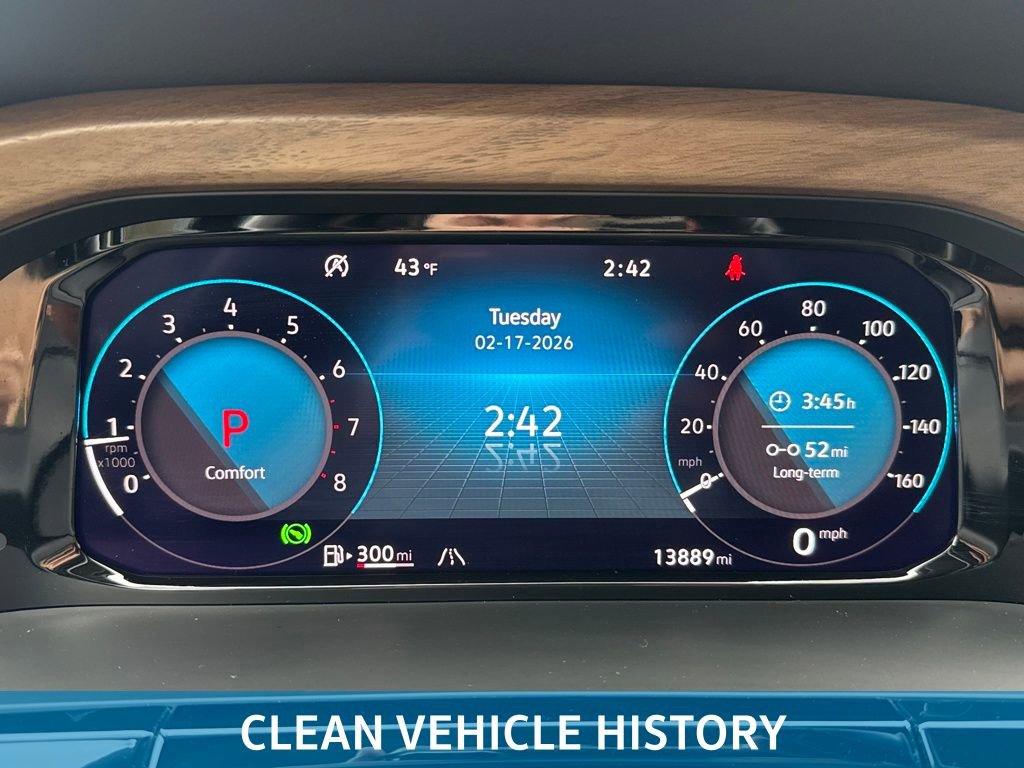 Used 2025 Volkswagen Atlas SE image 3