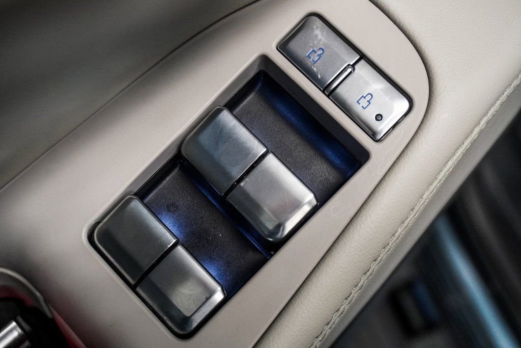 Used 2025 Lincoln Navigator L Reserve image 26