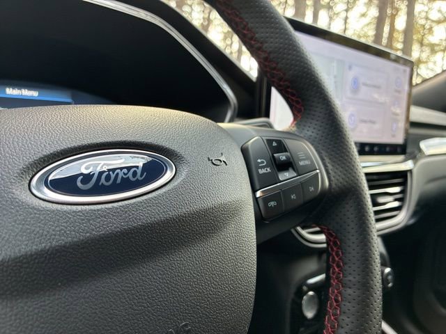 Used 2024 Ford Escape ST-Line Select w/ Tech Pack #2 image 28