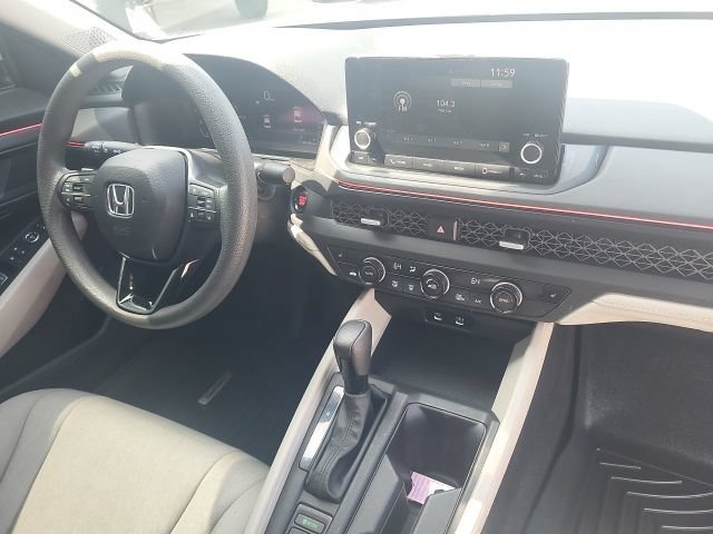 Used 2023 Honda Accord EX image 10