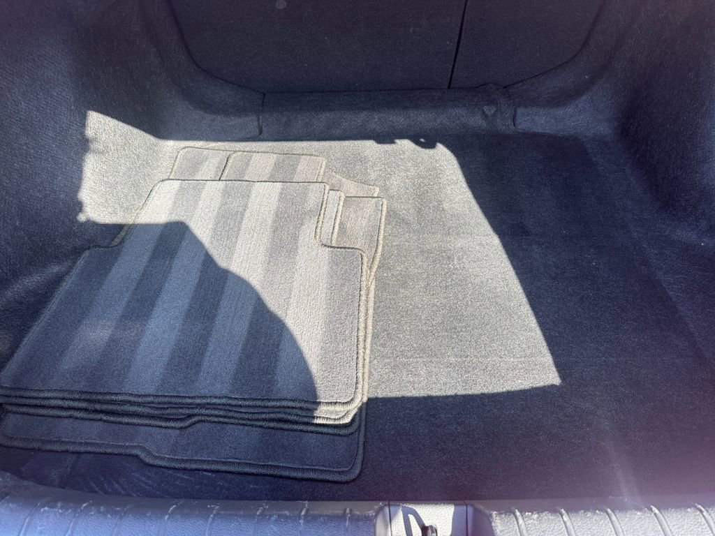 Used 2018 Honda Civic Touring image 16