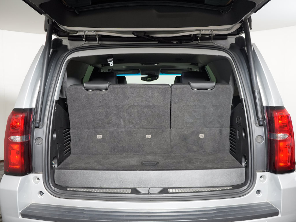 Used 2019 Chevrolet Tahoe LT w/ Luxury Package AWD/4WD image 44
