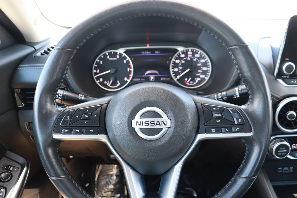 Used 2021 Nissan Sentra SV FWD image 18