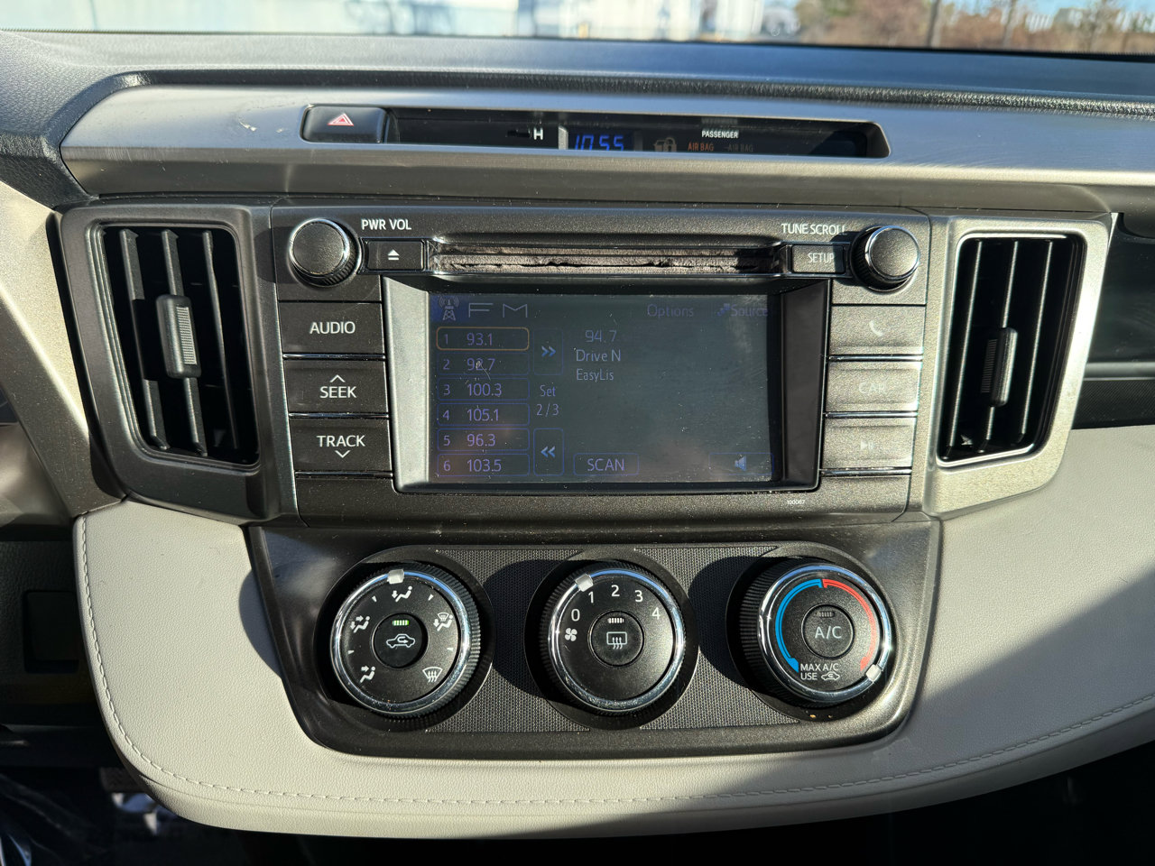 Used 2013 Toyota RAV4 LE image 25