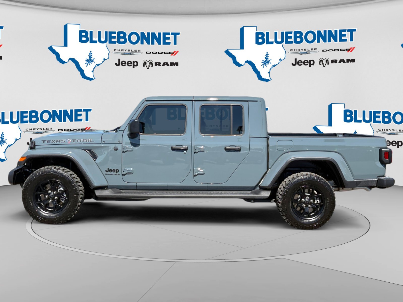 Used 2026 Jeep Gladiator Sport AWD/4WD image 8
