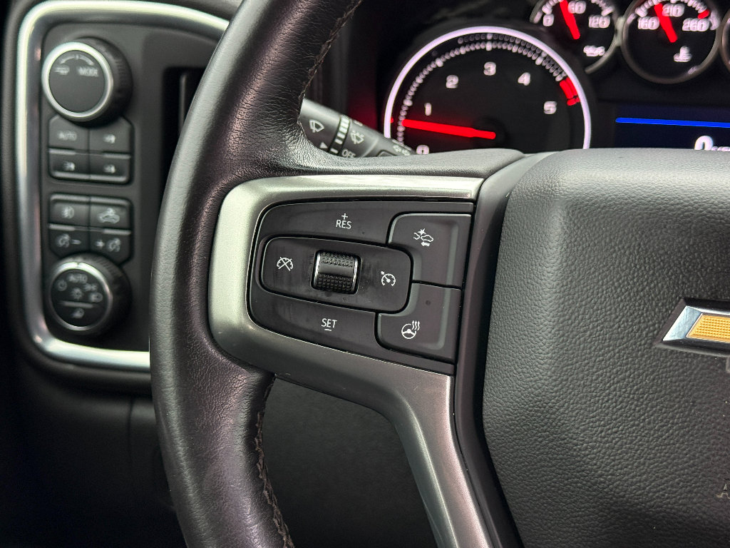 Used 2022 Chevrolet Silverado 2500 LTZ w/ LTZ Convenience Package image 39