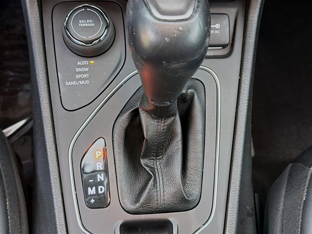 Used 2022 Jeep Cherokee Latitude Lux image 33