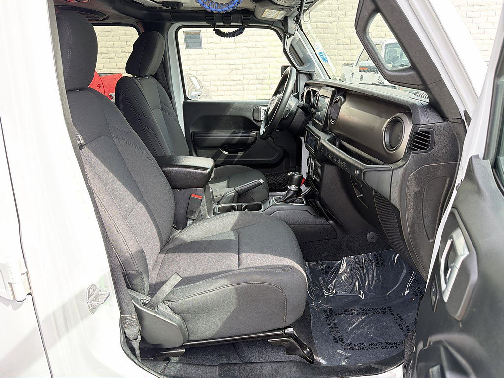 Used 2018 Jeep Wrangler Unlimited Sport S AWD/4WD image 26