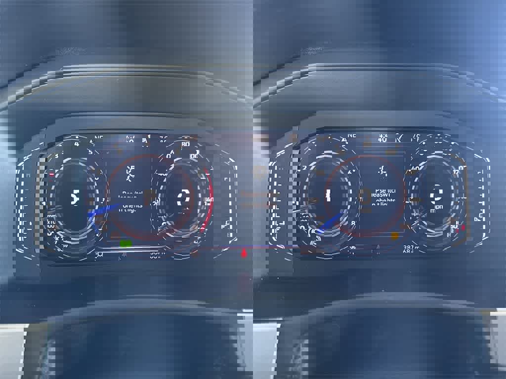 Used 2022 Volkswagen Atlas Cross Sport SE image 16