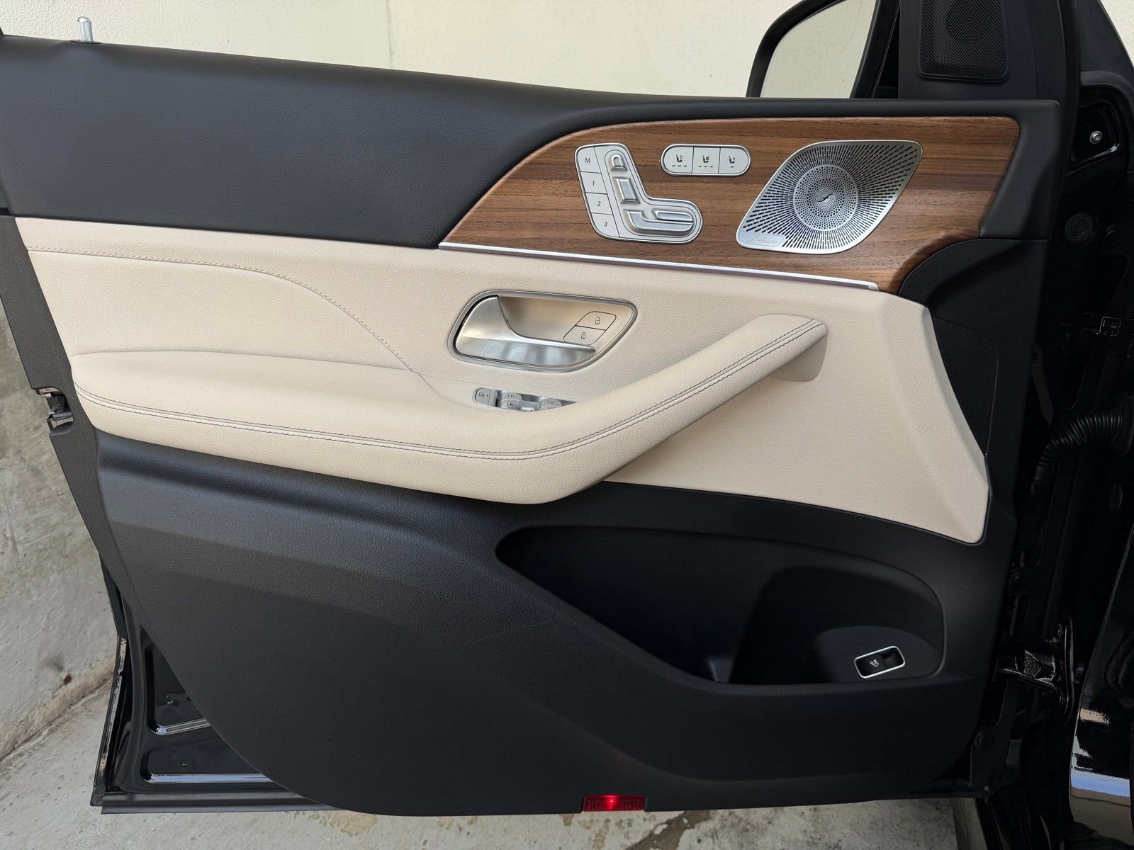 Certified 2024 Mercedes-Benz GLE 350 4MATIC image 21