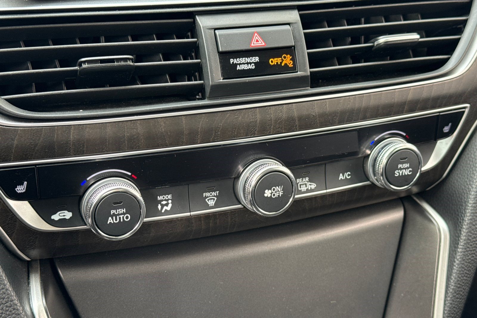 Certified 2018 Honda Accord EX image 28