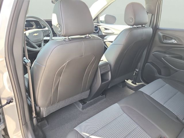 New 2026 Chevrolet Trax LT image 15