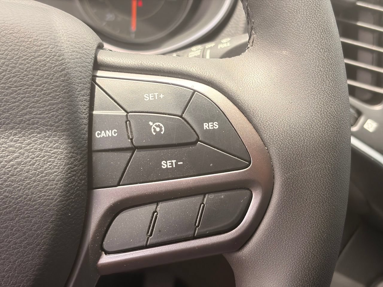 Used 2022 Jeep Cherokee Latitude Lux FWD image 27