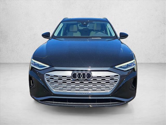 Used 2024 Audi Q8 e-tron Premium Plus w/ Premium Plus Package AWD/4WD image 2