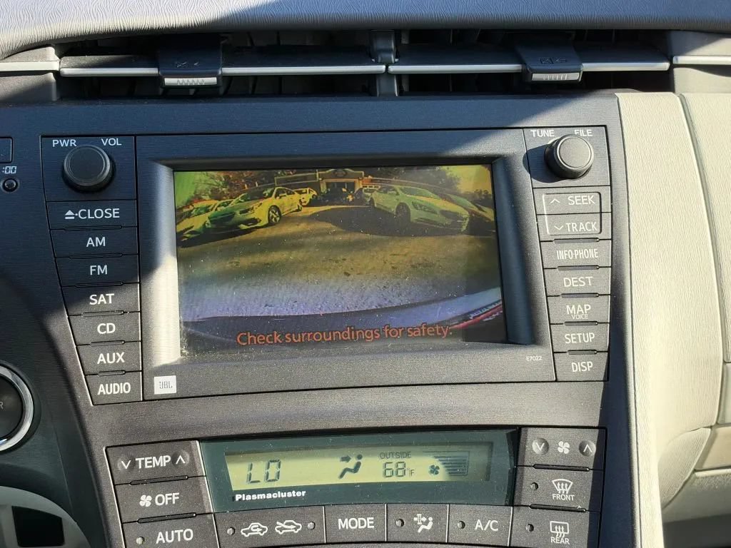 Used 2010 Toyota Prius Five FWD image 21