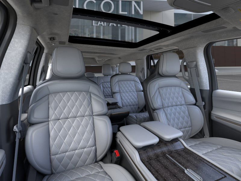New 2026 Lincoln Navigator L Black Label image 10