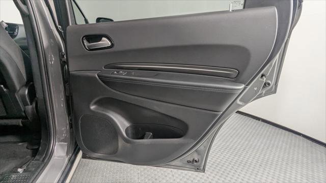 Used 2023 Dodge Durango SXT image 15