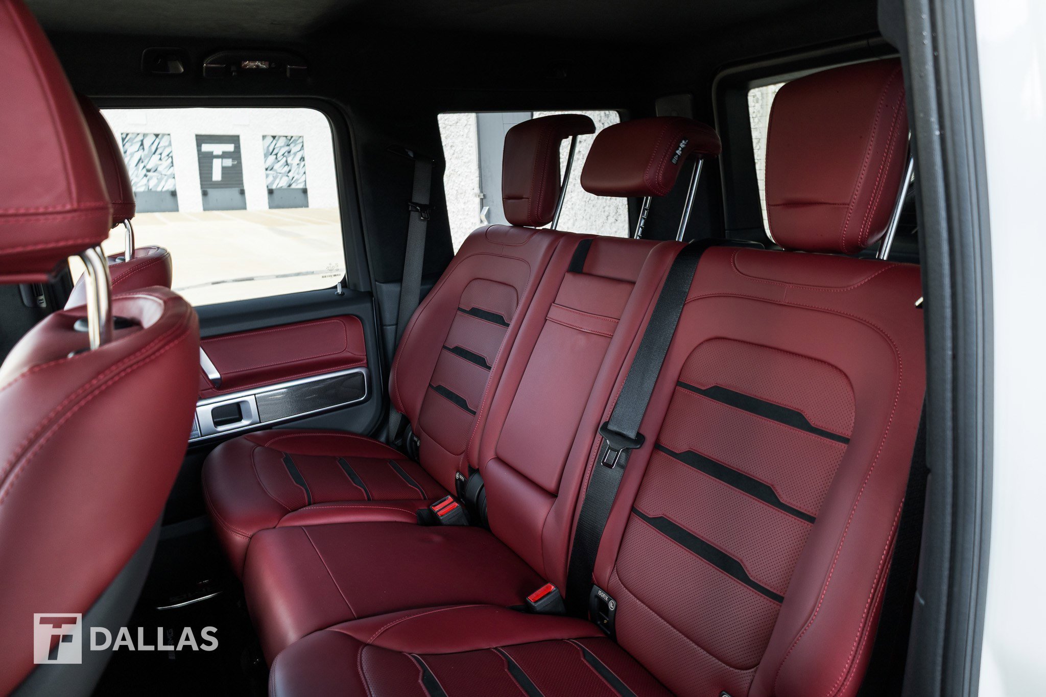 Used 2026 Mercedes-Benz G 63 AMG 4MATIC w/ AMG Performance Package image 29