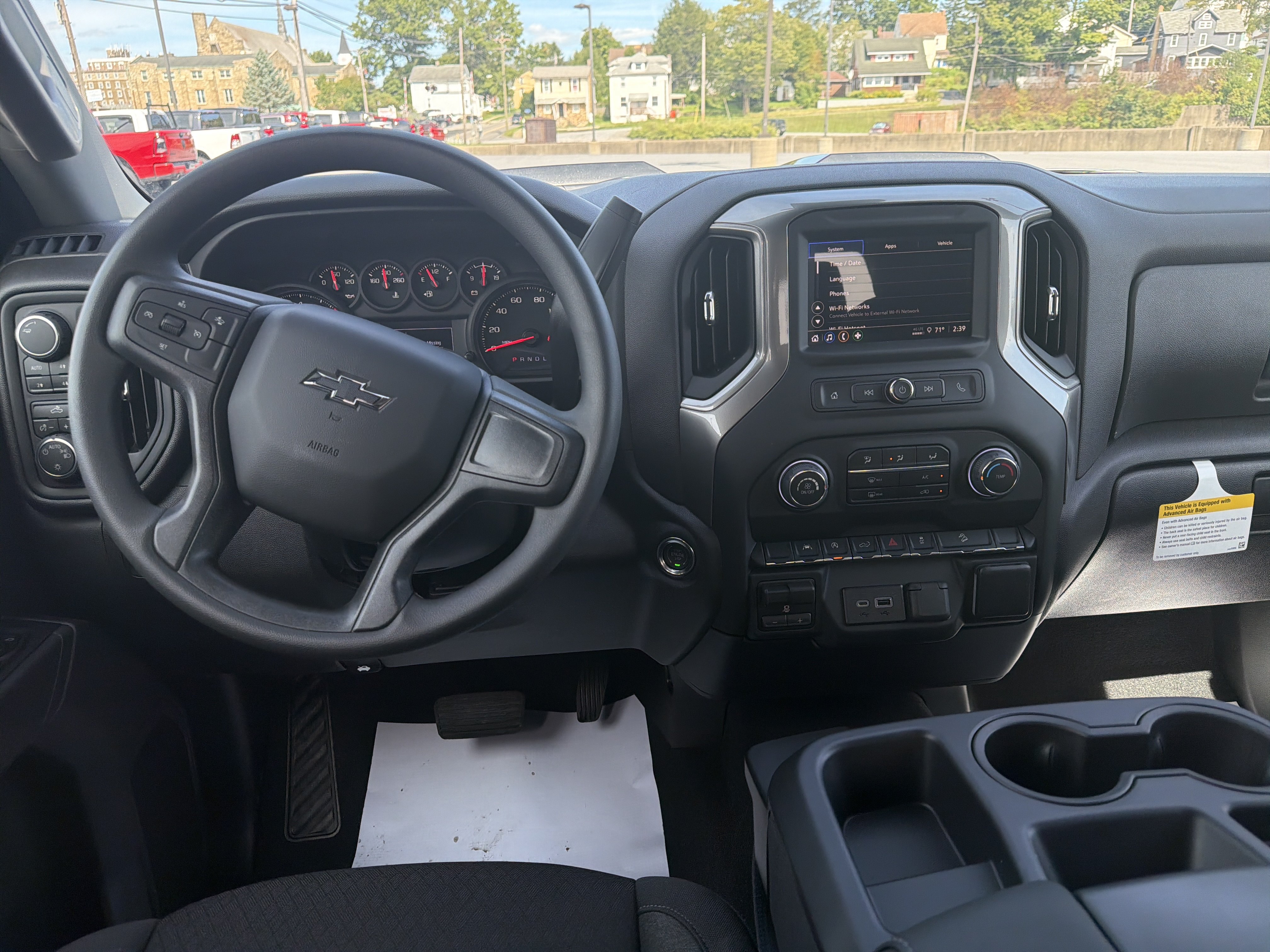 New 2026 Chevrolet Silverado 1500 Custom Trail Boss w/ LPO, Dark Essentials Package AWD/4WD image 6