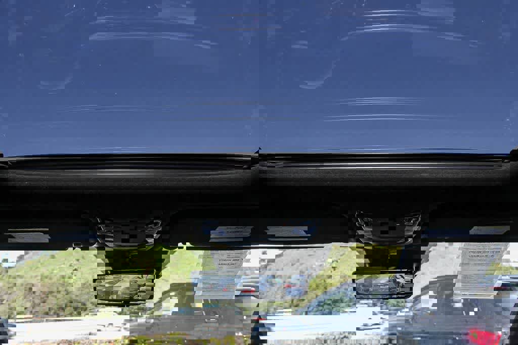 Used 2025 Kia Sorento SX Prestige image 12