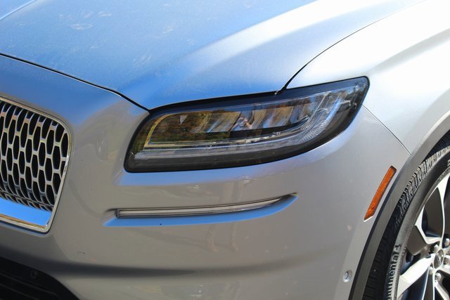 Certified 2023 Lincoln Nautilus Reserve w/ Equipment Group 201A image 12