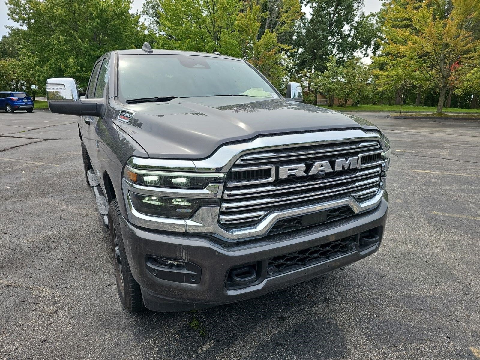 Used 2025 RAM 2500 Laramie AWD/4WD image 8