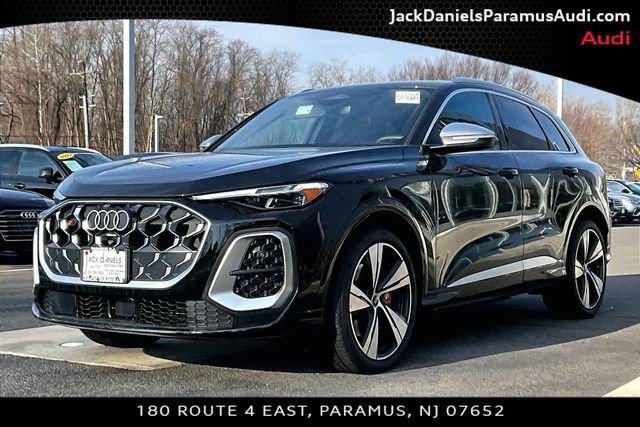 New 2025 Audi SQ5 Premium Plus image 1
