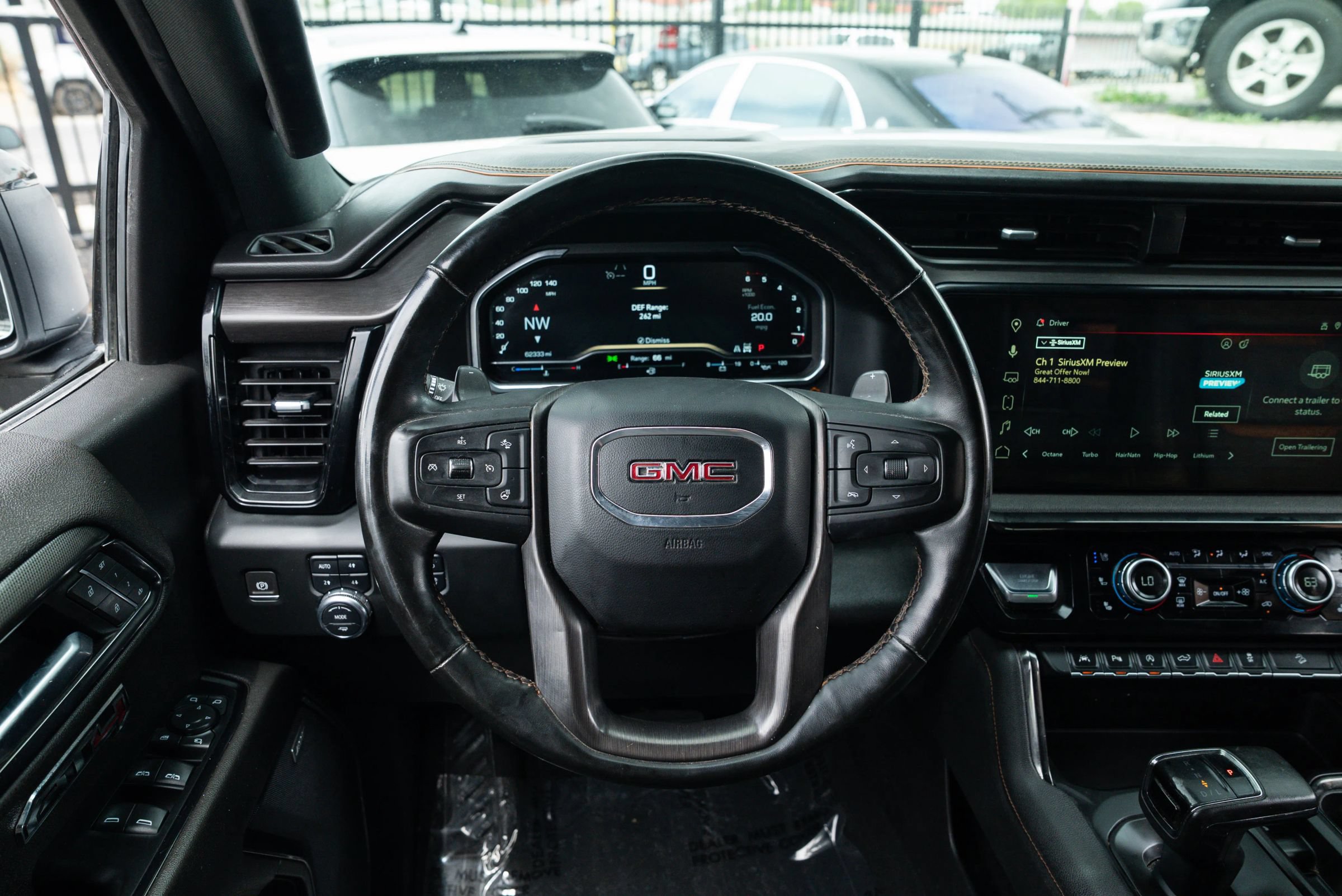 Used 2024 GMC Sierra 1500 AT4 w/ AT4 Premium Package AWD/4WD image 13