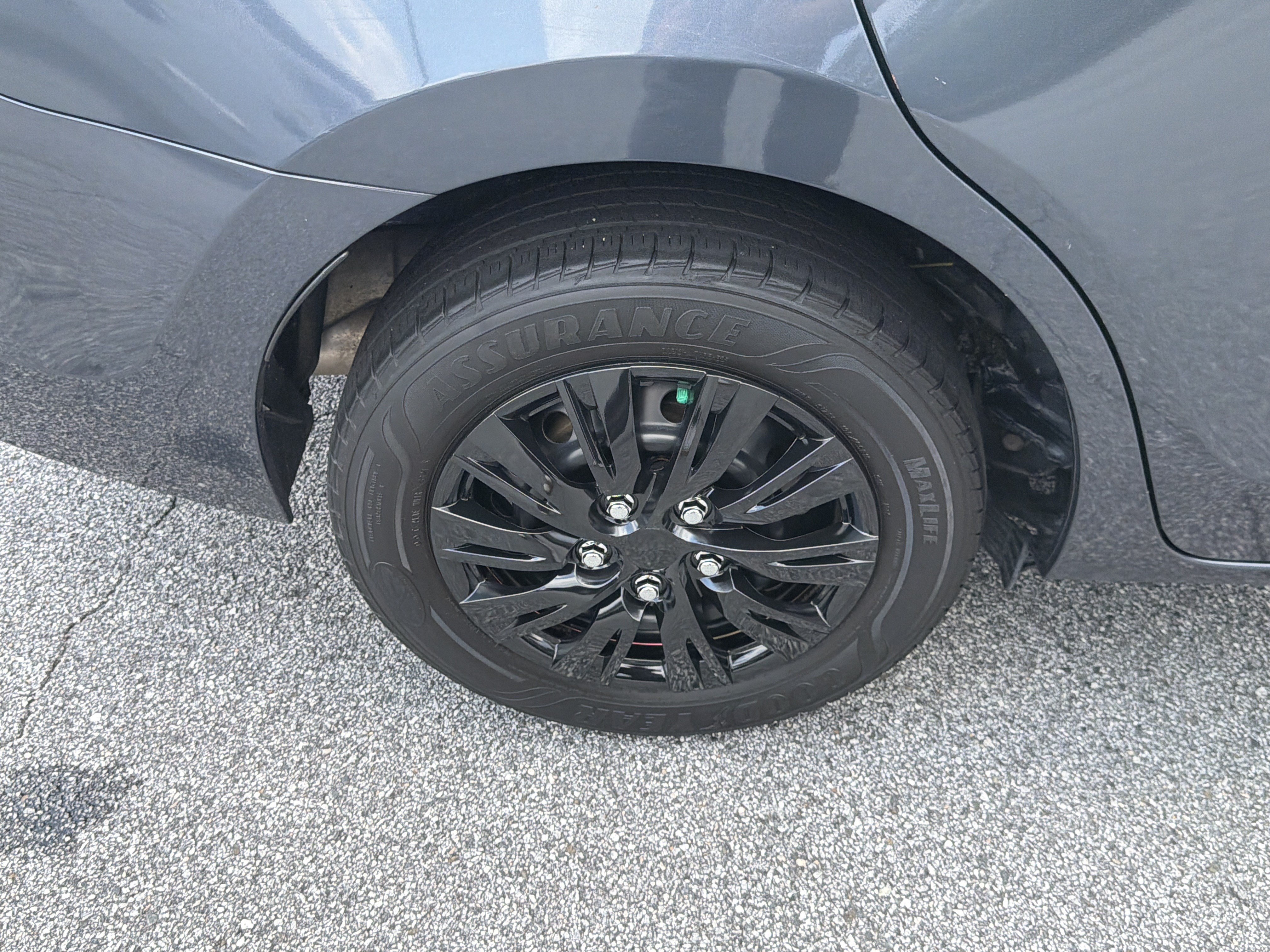 Used 2018 Toyota Corolla L FWD image 21